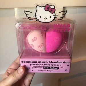 ✨2 for $25✨ Hello Kitty Crème Shop X Sanrio Beauty Blender